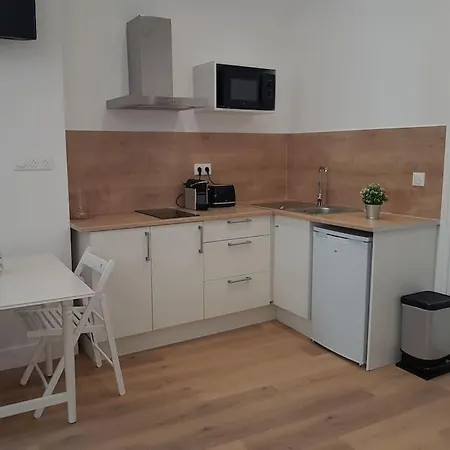 Canebiere - Charmant Studio ,centre Апартаменты *
